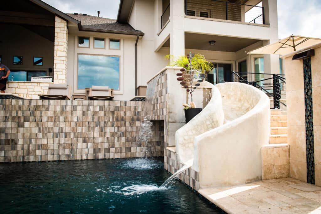 Crown Pools & Spas Inground Pool Builders